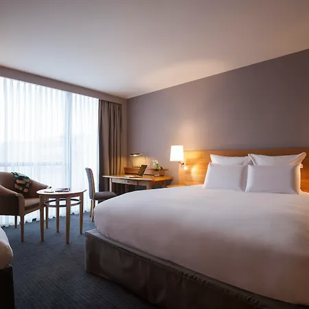 プルマン パリソントレ ベルシー 4* パリ